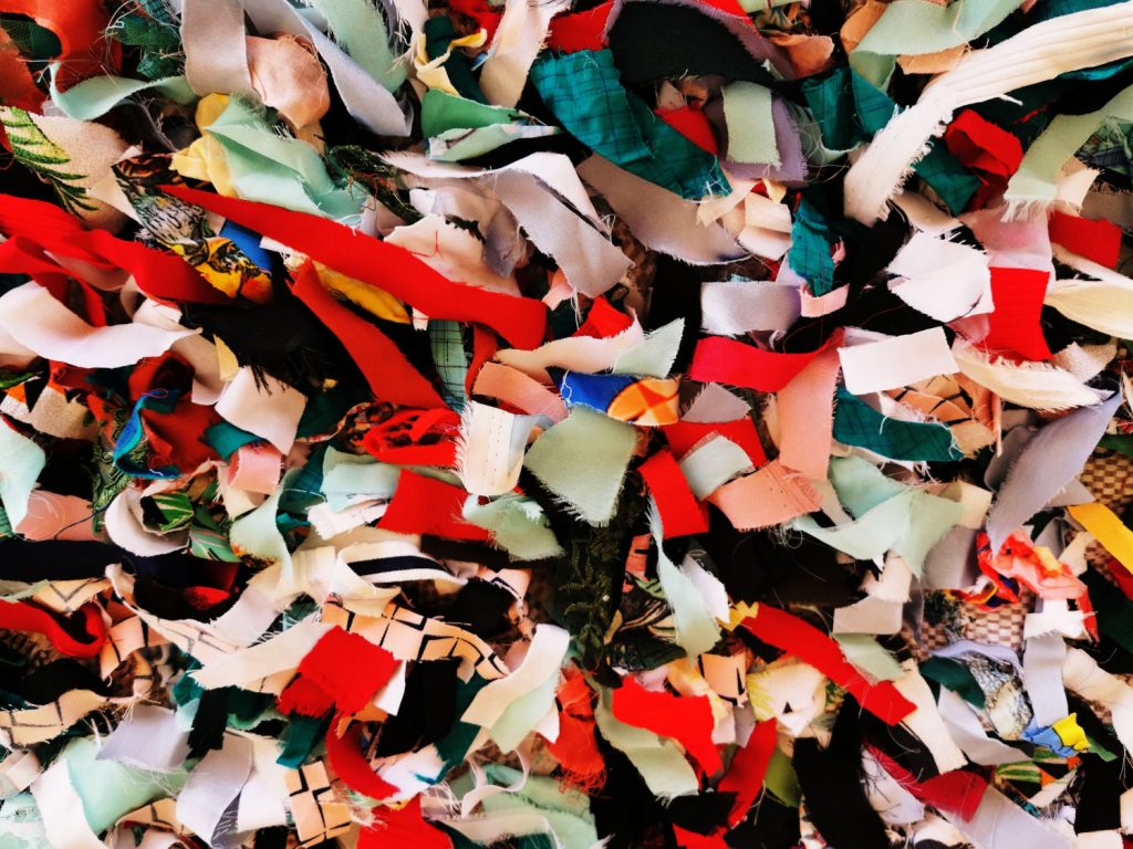 Stracci vecchi vestiti riempimento sacco da boxe - Kombatnet Blog