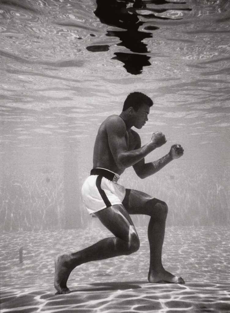 Flip Schulke Muhammad Ali Boxing Underwater 1961 - Kombatnet News