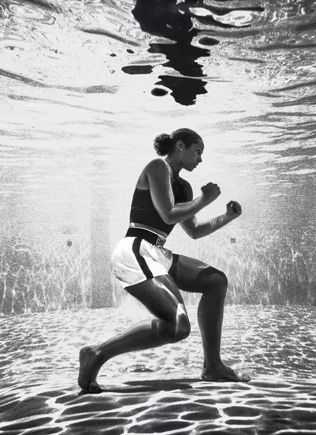 Il tributo ad Ali di Alicia Keys fotografata da Brendan Forbes - Kombatnet Blog