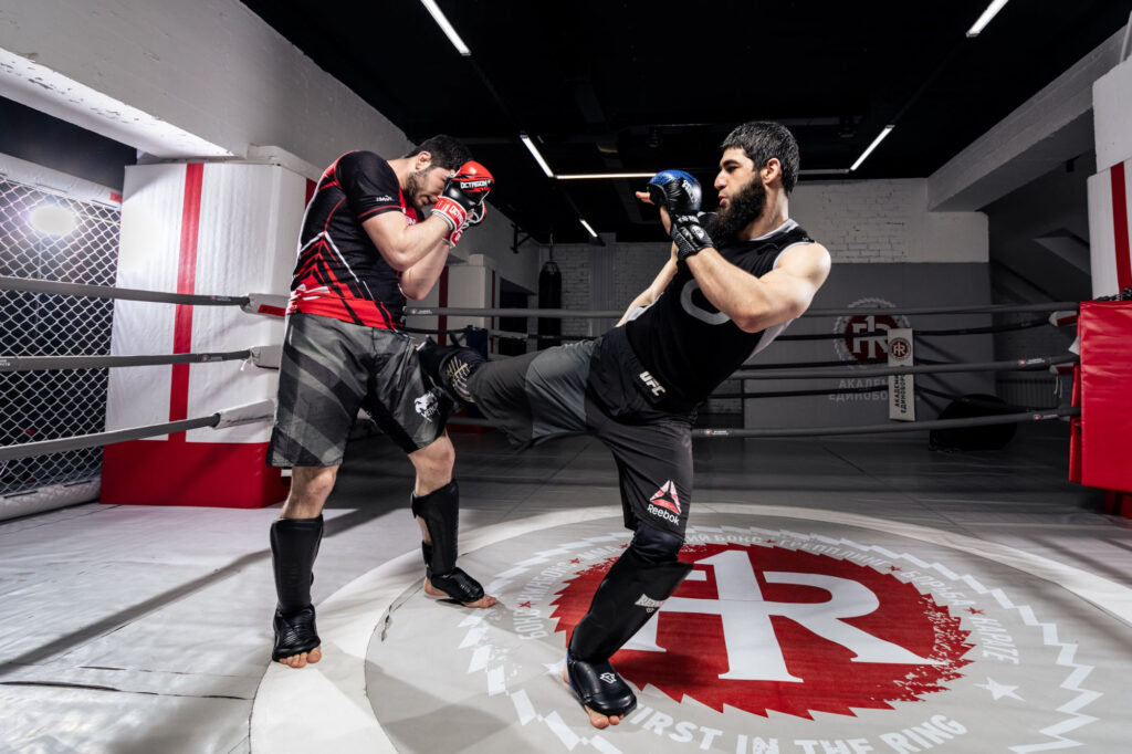 Perché usare i paratibie in allenamento e durante lo sparring - Kombatnet