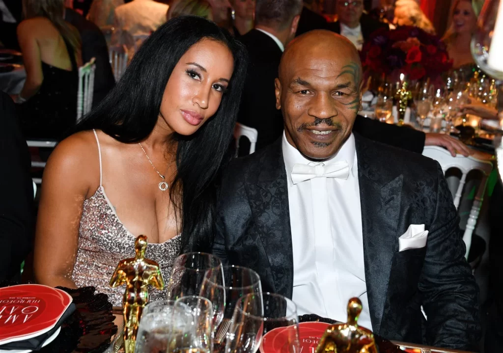 Mike Tyson con la terza moglie Lakiha Spicer