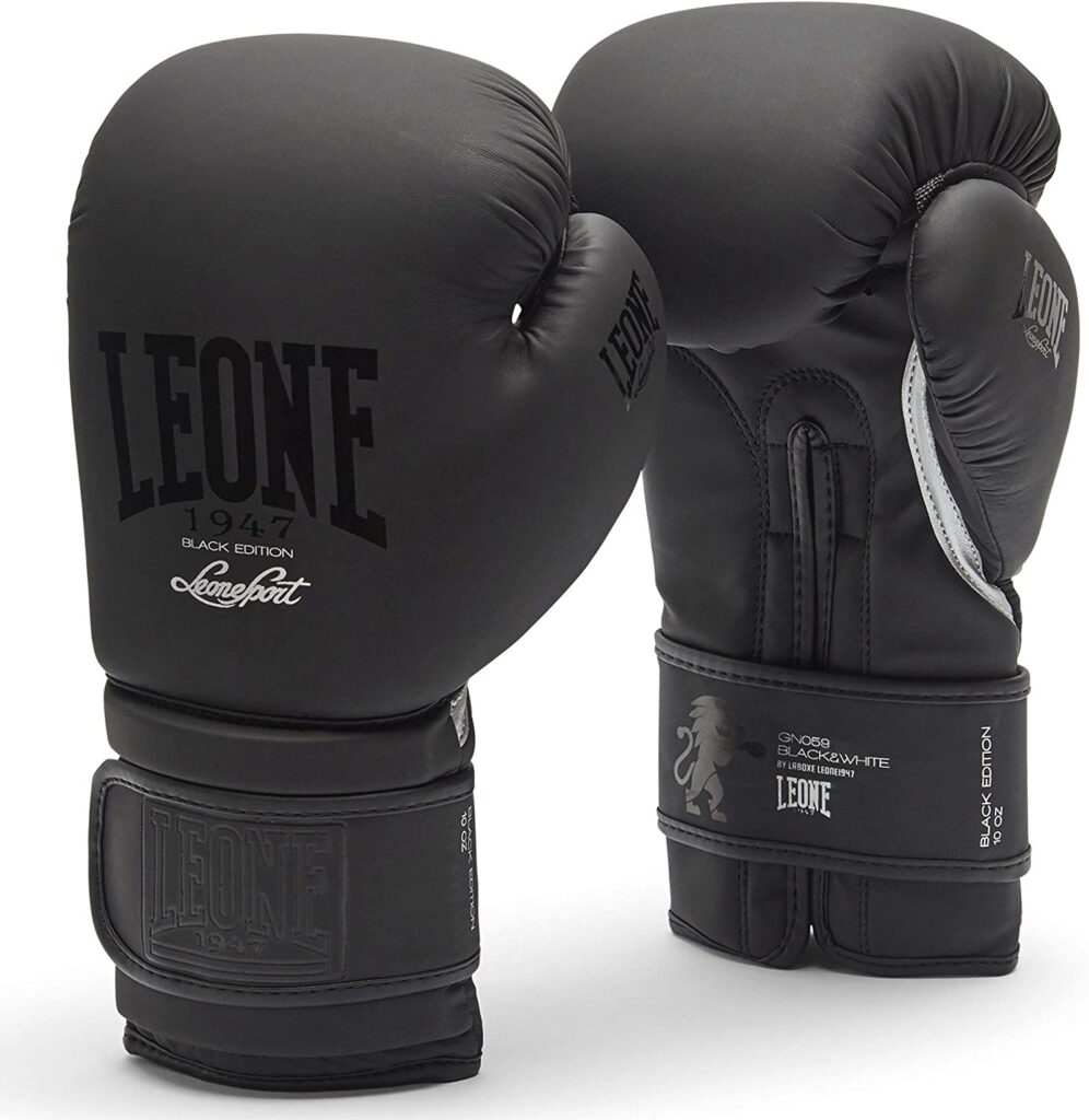 Acquista i guantoni da boxe / kickboxing Leone 1947 Black Edition su Amazon - Kombatnet