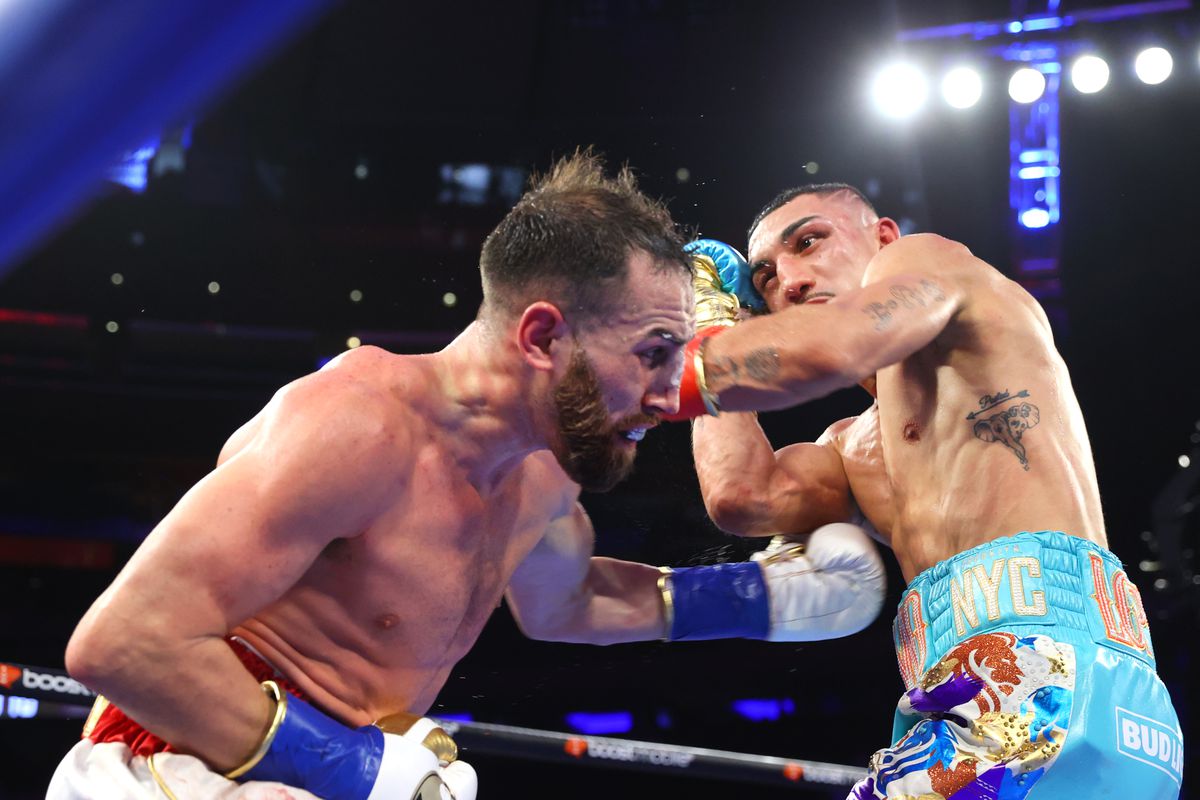 Teofimo Lopez vince (ma non convince) contro Sandor Martin per split decision