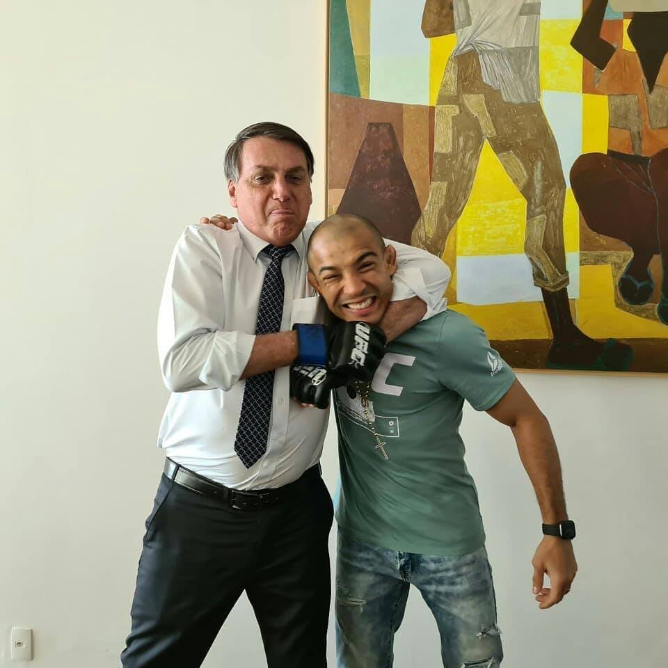 Bolsonaro assieme a Jose Aldo