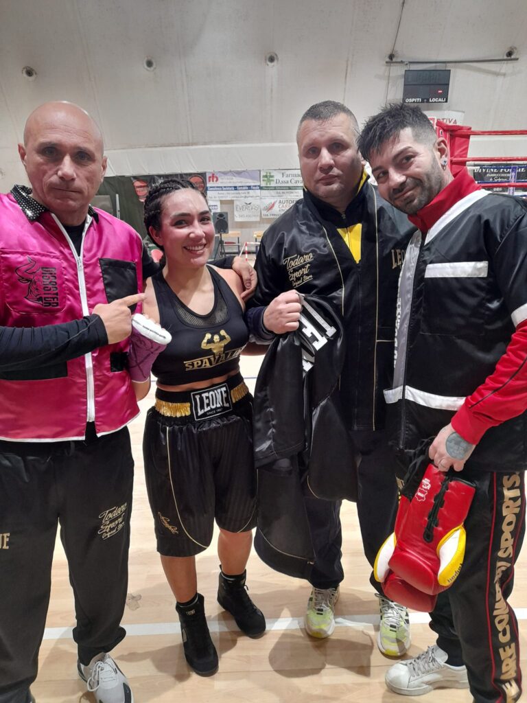 Esordio da professionista per Valentina Angiolini nipote di Ambra Angiolini - Kombatnet News