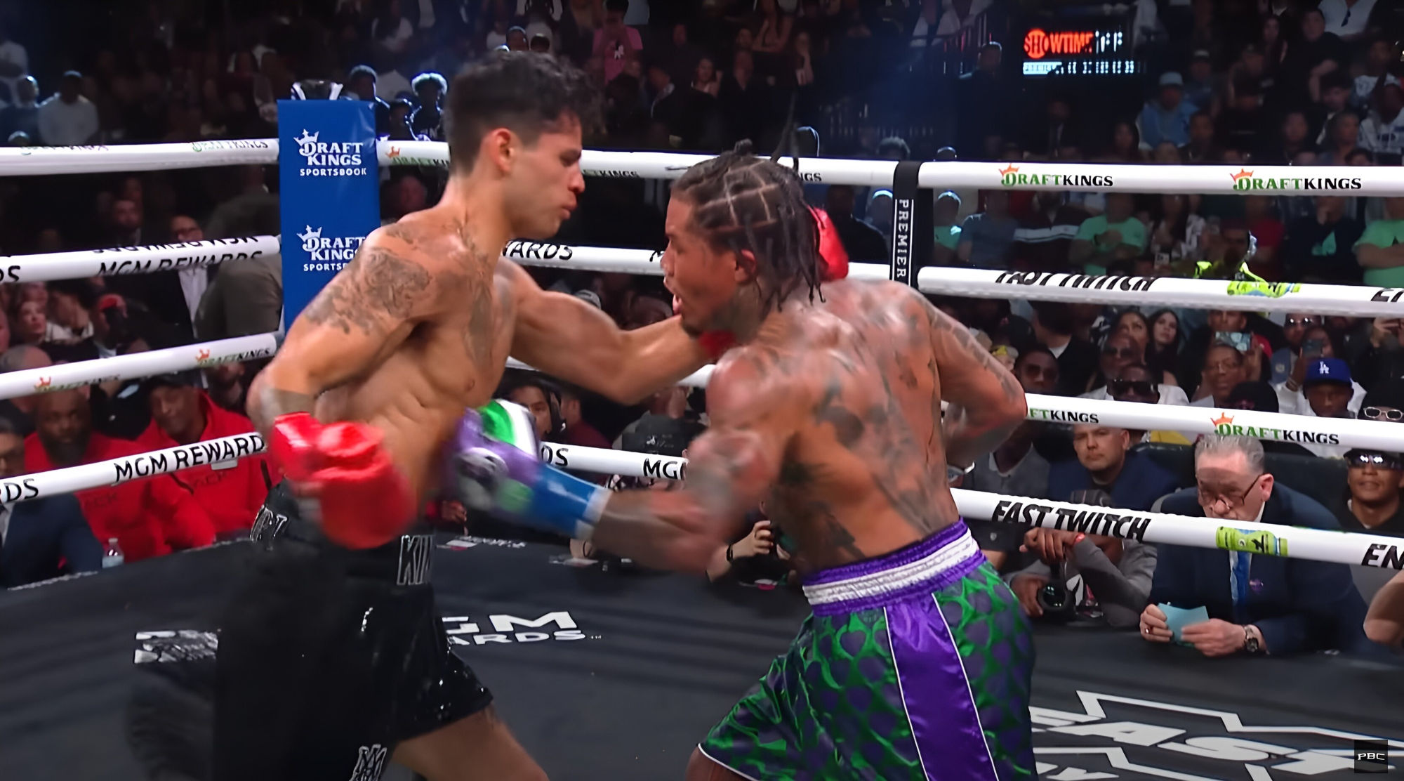 Gervonta Davis batte per KO Ryan Garcia al 7° round