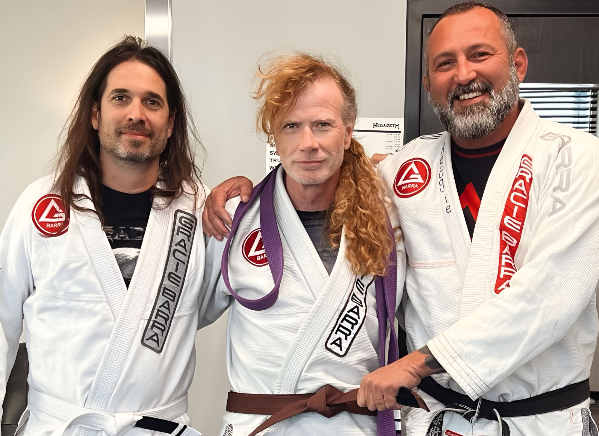 Dave Mustaine, leader dei Megadeth, ottiene la cintura marrone di BJJ a 61 anni
