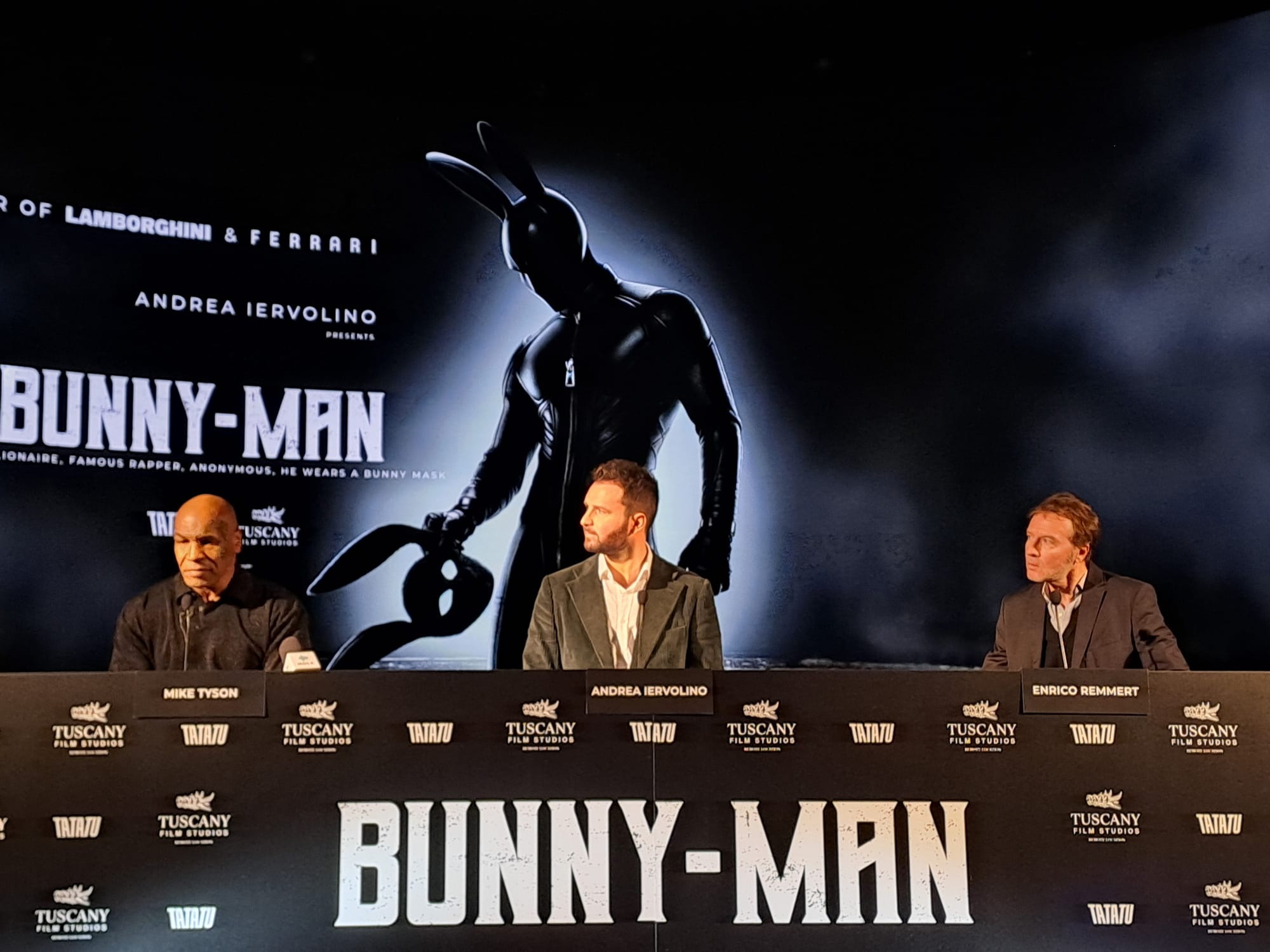 Dal ring al cinema: Mike Tyson in Italia per le riprese di Bunny Man