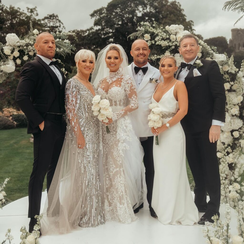 Conor McGregor al matrimonio della sorella Erin - Kombatnet