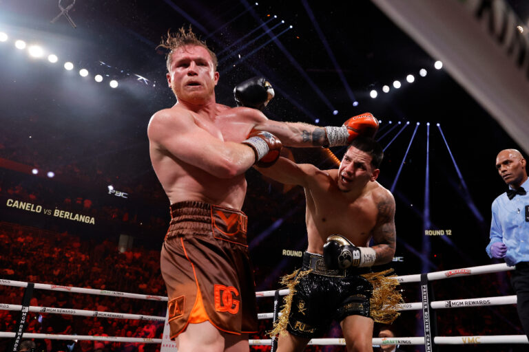 Tentativo di Berlanga di contrastare Canelo - Kombatnet