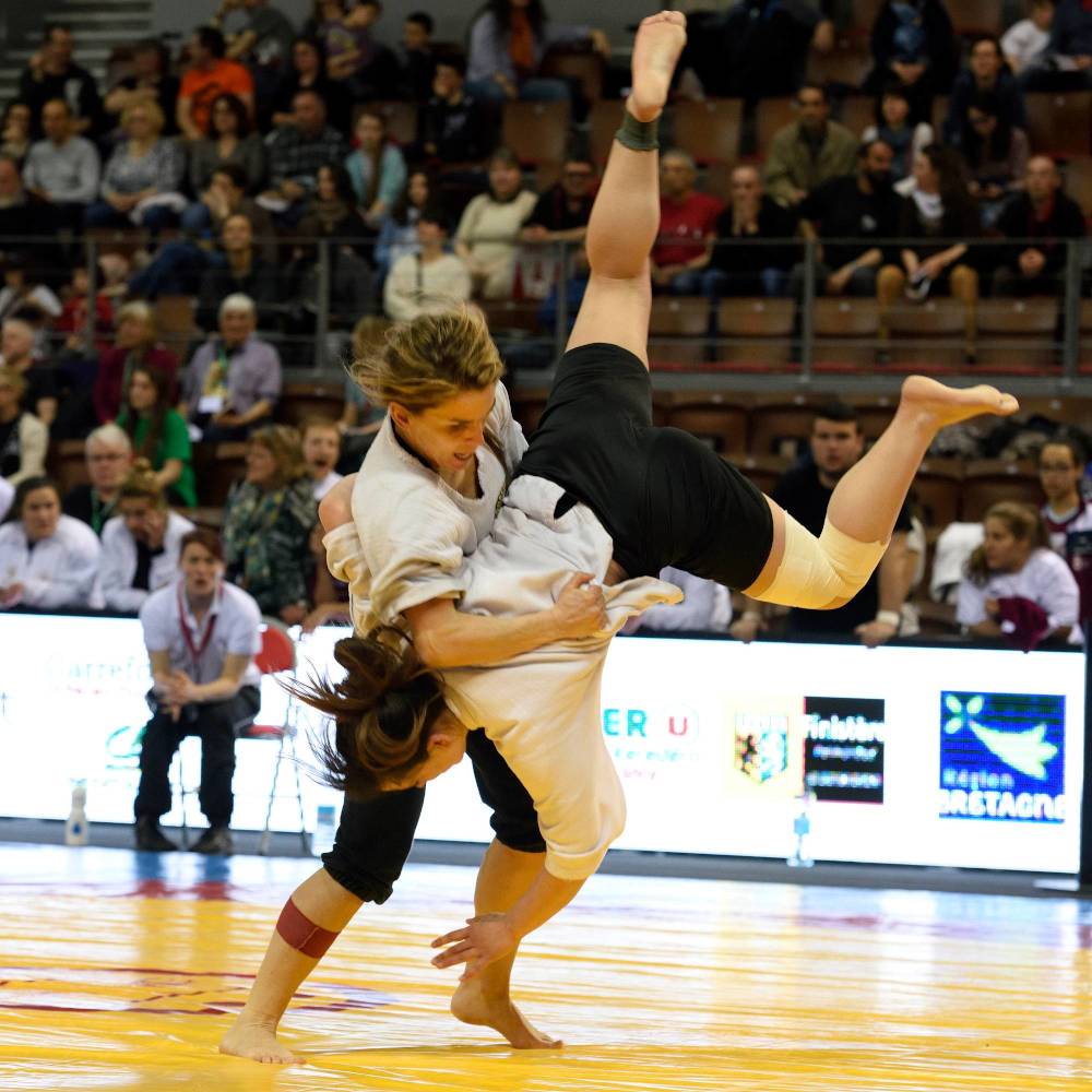 Gouren Femminile - Lotta bretone - Kombatnet Wiki